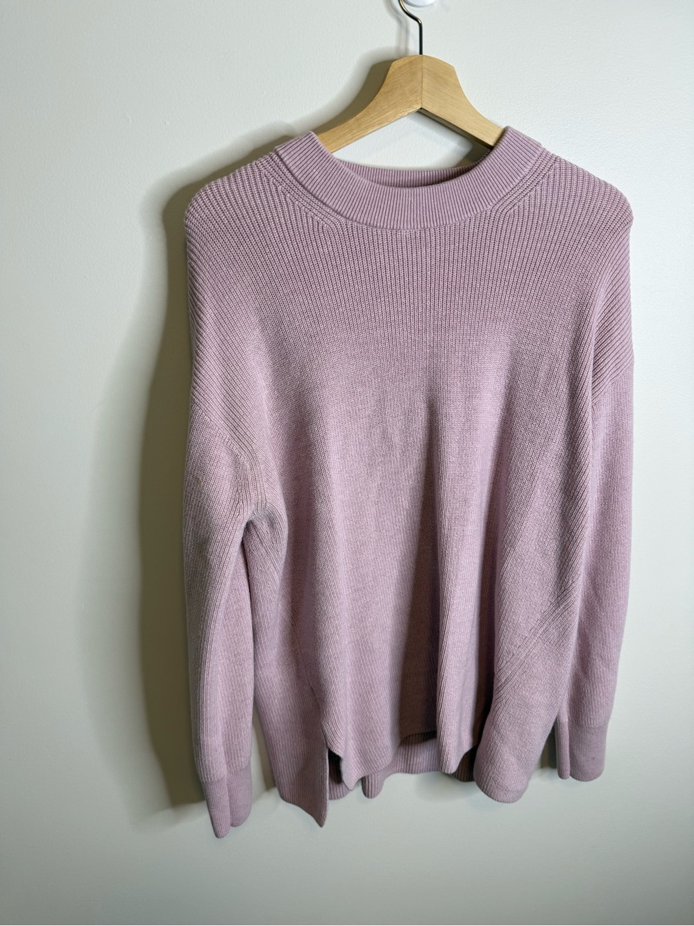 Lululemon Merino Wool Ribbed Crewneck Sweater pink Womens Size 10